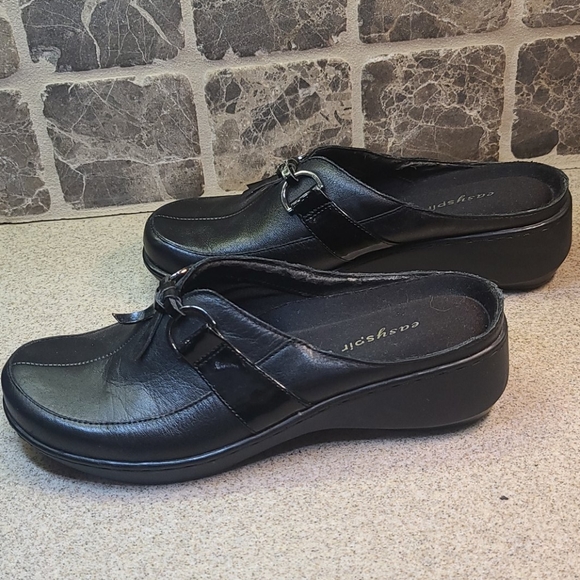 Easyspirit size 7 Black slide shoes. - Picture 11 of 11
